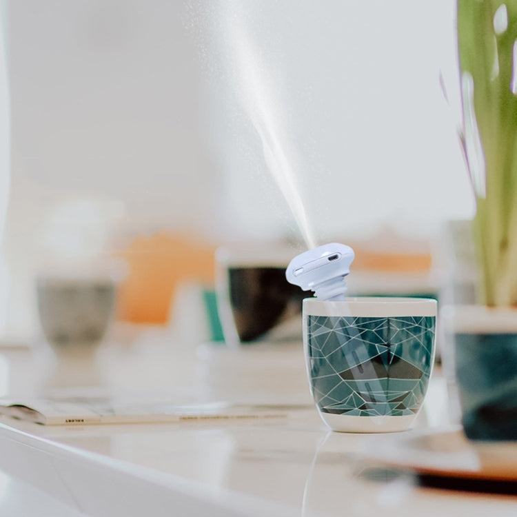 USB Plug-in Mini Portable Detachable Car Humidifier, Spec: Humidifier+3sets Sticks by bashfashion